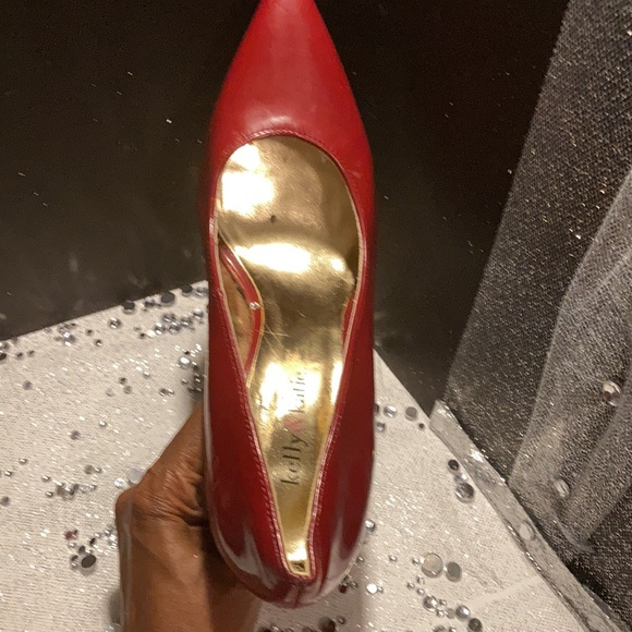 Kelly & Katie patent leather red high heels - Picture 14 of 16